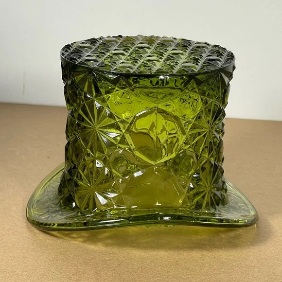 Vintage Fenton Large Top Hat Daisy Button Avocado Green Glass Vase 3.5" tall B50 - Picture 6 of 8